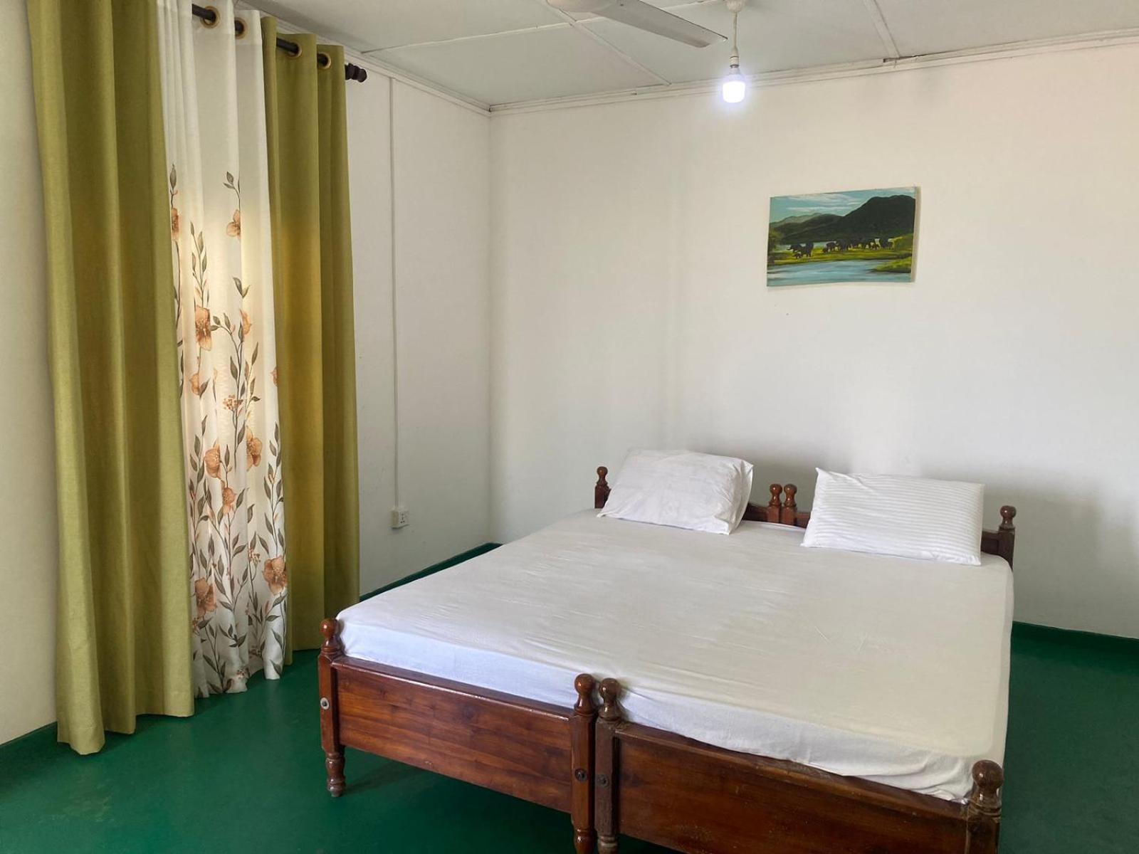 Happy Beach Safari Retreat 함반토타 외부 사진